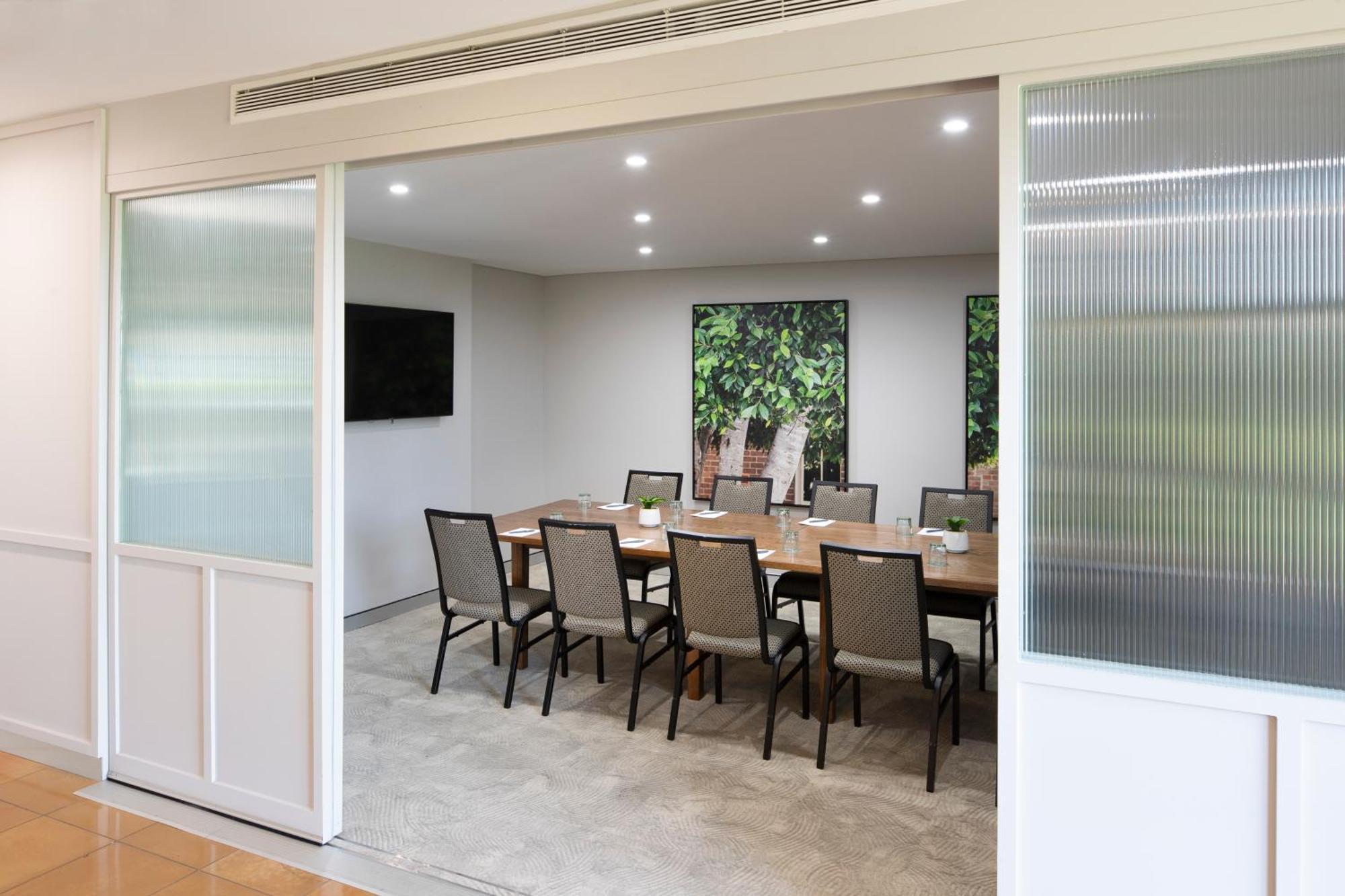 Mercure Sydney Blacktown Arndell Park Екстериор снимка