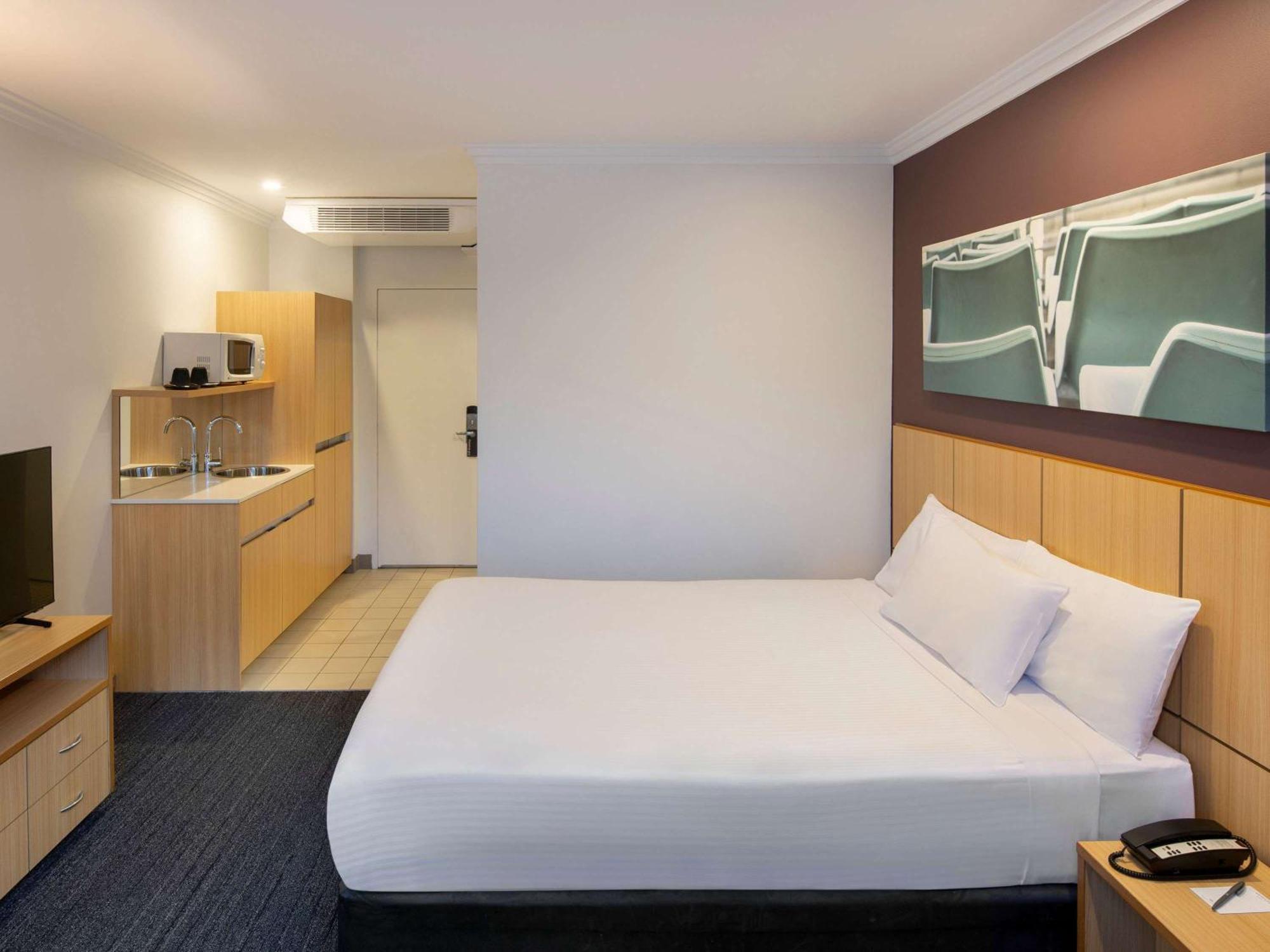 Mercure Sydney Blacktown Arndell Park Екстериор снимка