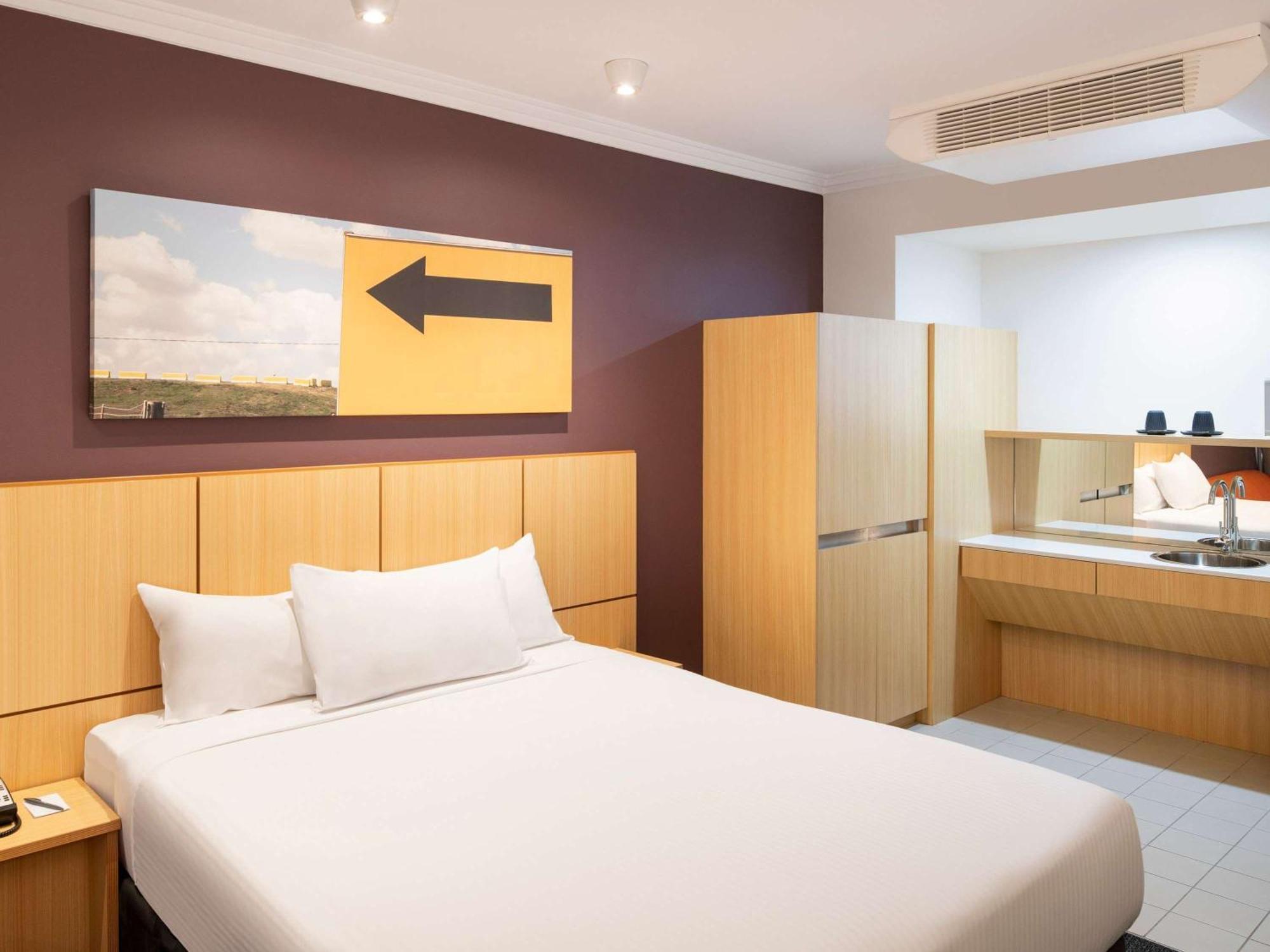 Mercure Sydney Blacktown Arndell Park Екстериор снимка